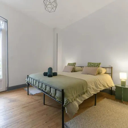 Maison Victor Hugo - Jolie Maison Au Calme En Plein Centre